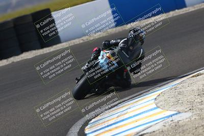 media/Oct-12-2025-CRA (Sun) [[e621380112]]/Races/Race 9/